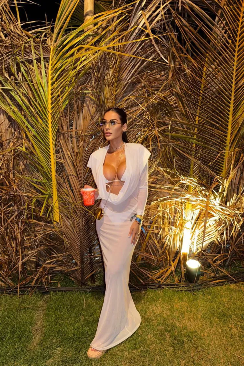 Priscilla escort in Dubai Downtown photo Dubai escort photo