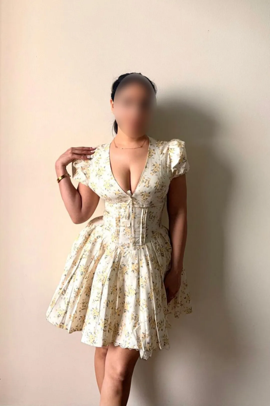 Sarina escort in Dubai Downtown photo Dubai escort photo