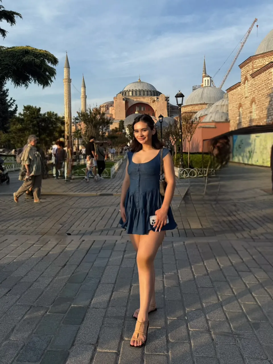 Lilou escort in Al Barsha photo Dubai escort photo