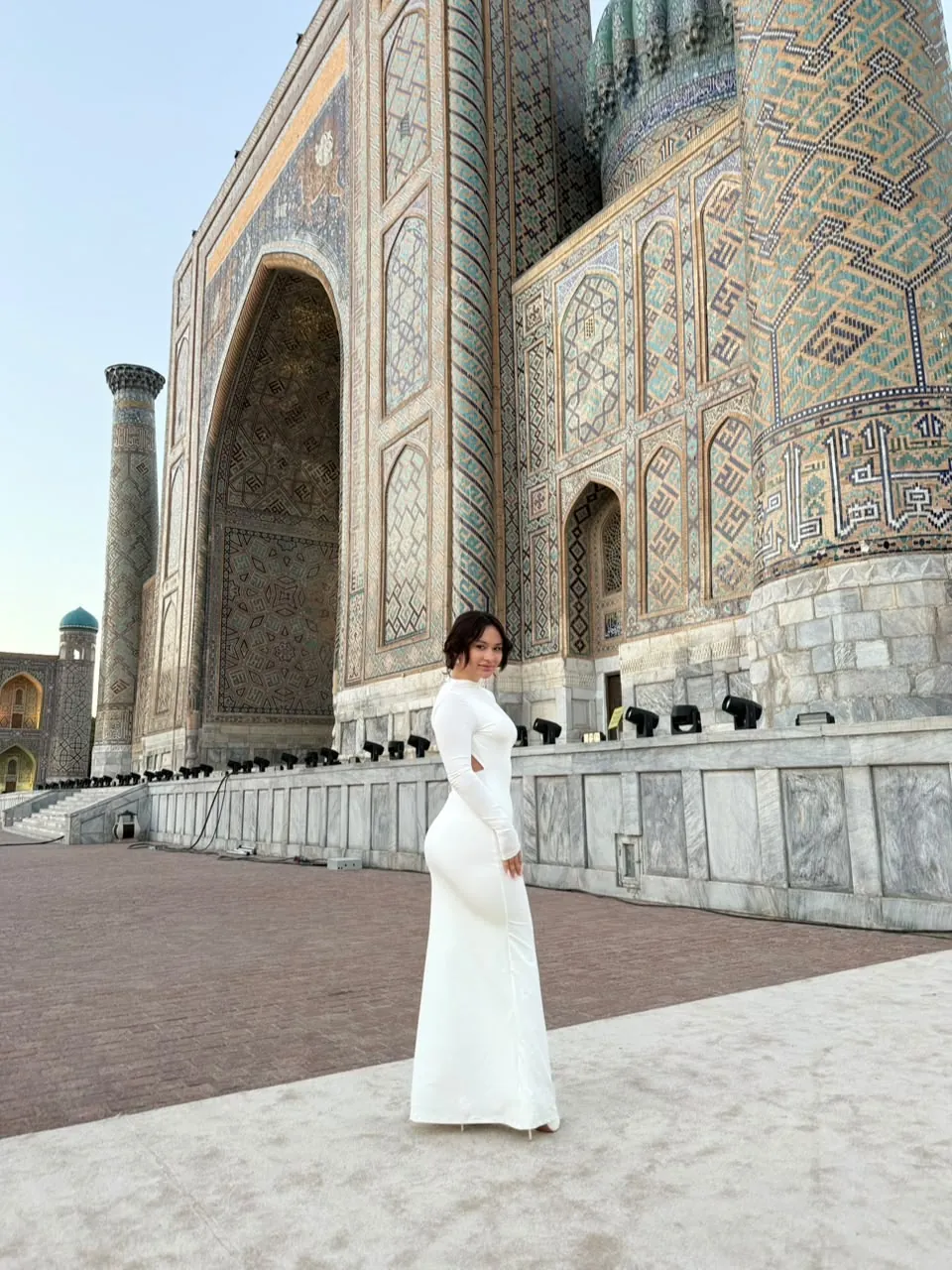 Lilou escort in Al Barsha photo Dubai escort photo