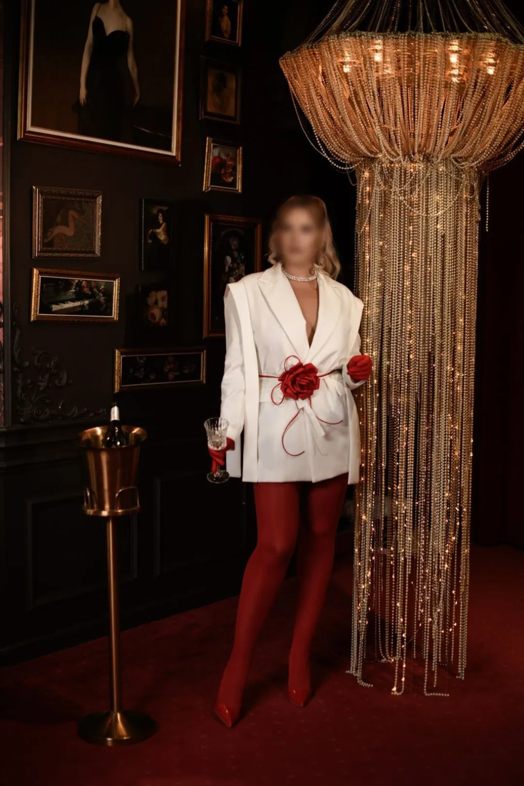 Aphrodite escort in Business Bay photo Dubai escort photo