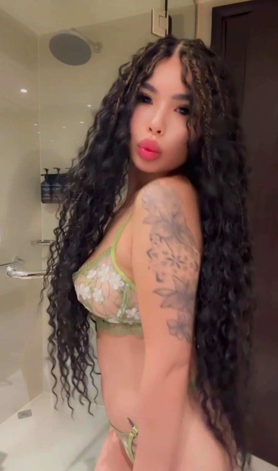 Makima escort in Al Barsha photo Dubai escort photo