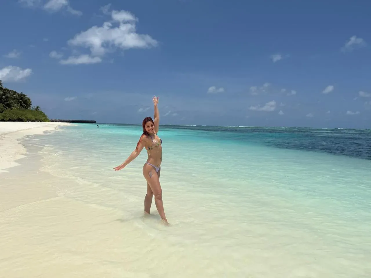 Scarlett escort in Business Bay photo Dubai escort photo